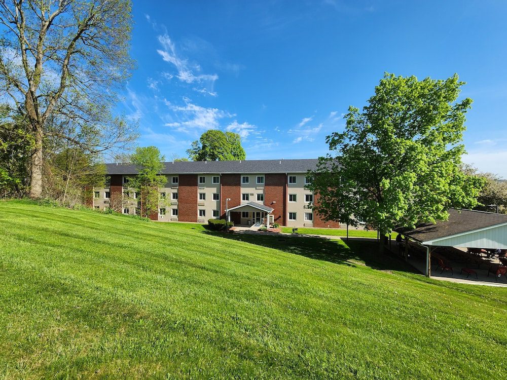 Lakeview Manor Arbors Management, Inc.